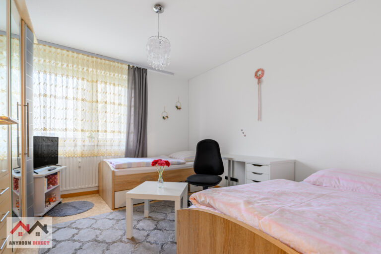 4-room Apartment in Laatzen – 1.4 km to the Hannover Exhibition Grounds ID-33