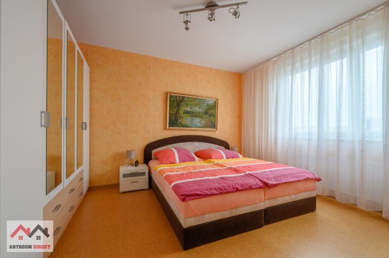 2.5-room Apartment in Laatzen – 1.4 km to the Hannover Exhibition Grounds ID-20
